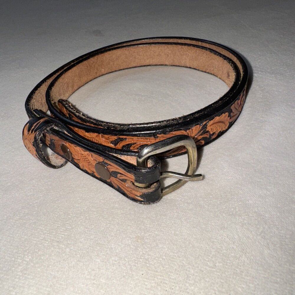 BELT FACTORY WOMENS 30” Belt Black And Brown Raised Design